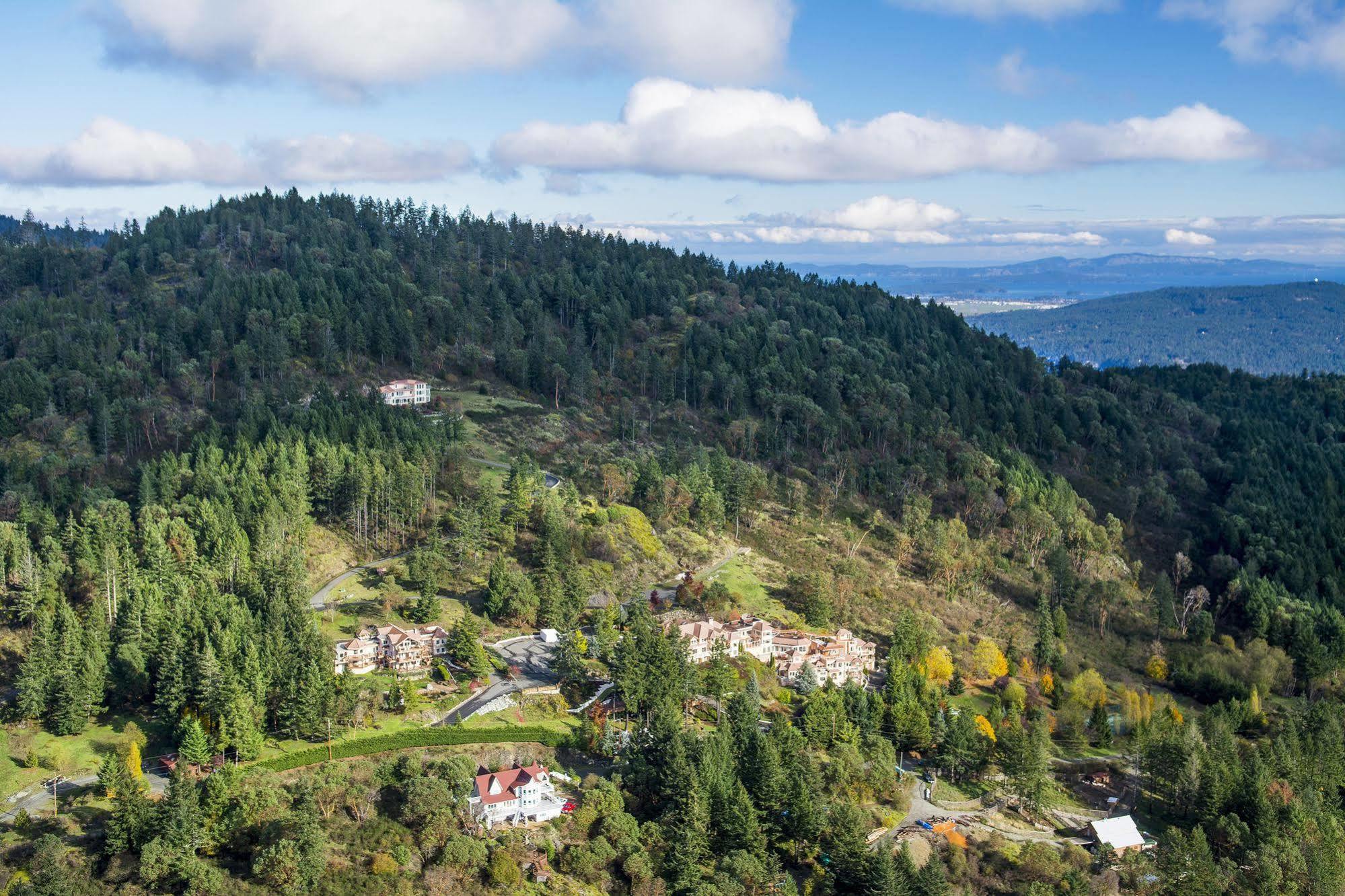 Eyrie 4* Malahat