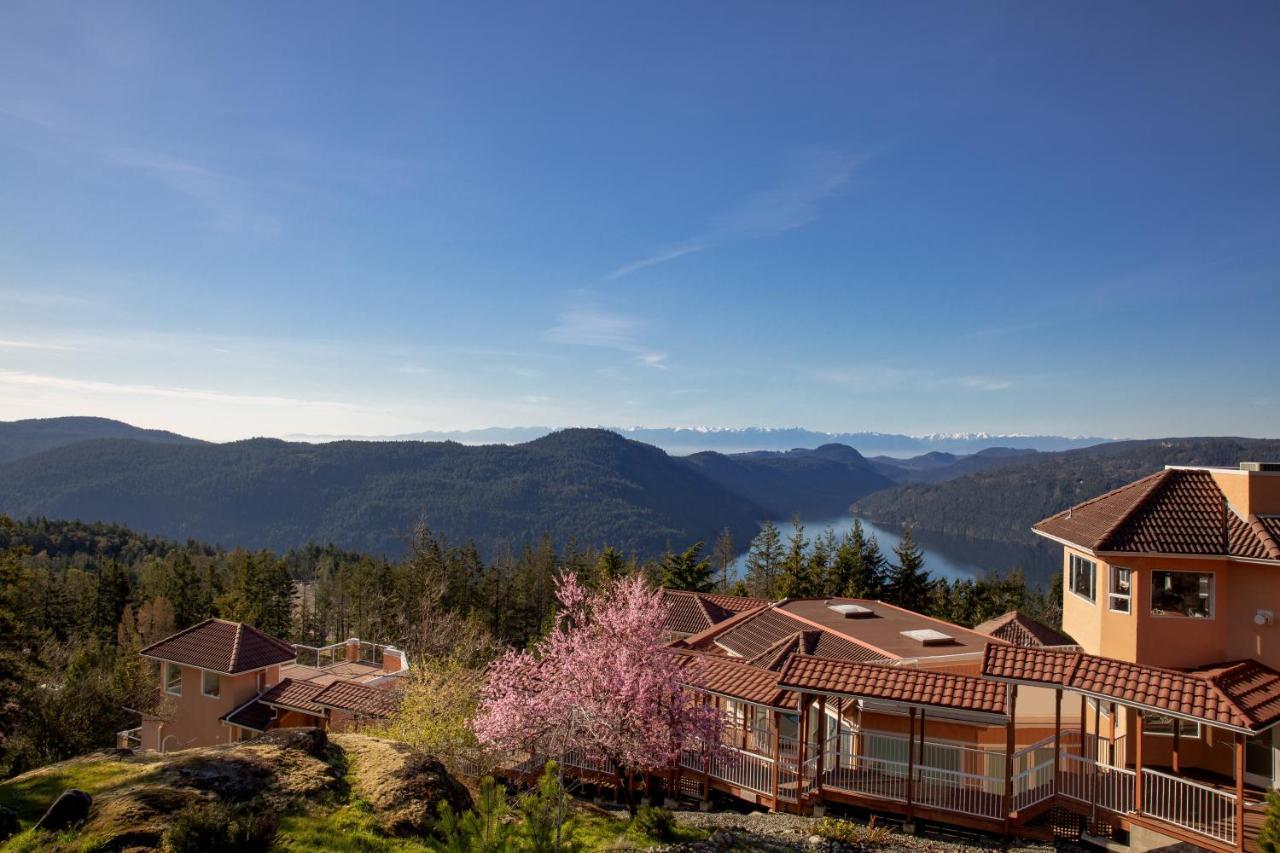 Eyrie Resort 4*